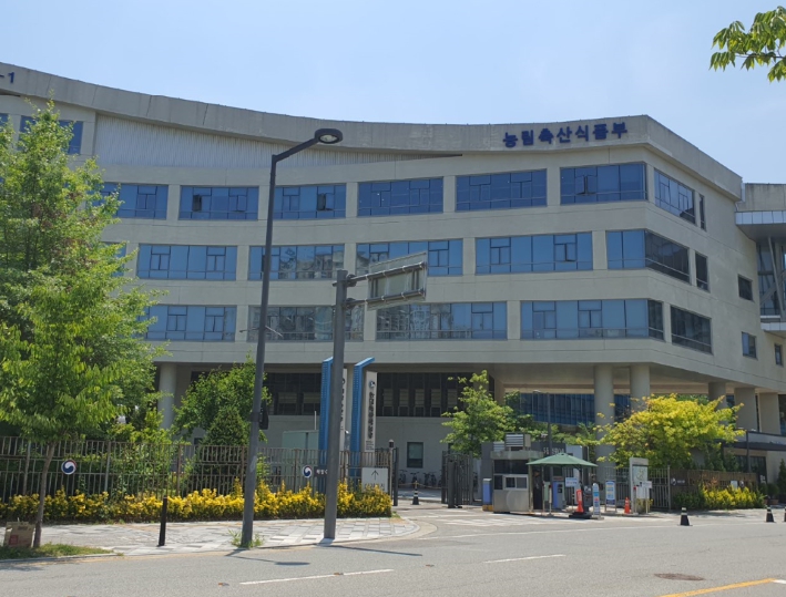 농식품부, 농업·농촌에 활력 불어넣을 농식품 규제혁신 국민 제안 선정 기사 이미지