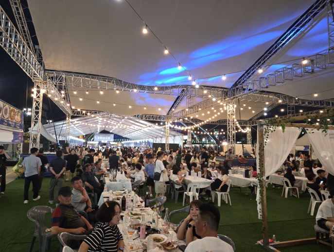 제15회 대한민국와인축제 성료… 영동 와인산업 30주년 역사와 미래 함께 빛났다 기사 이미지